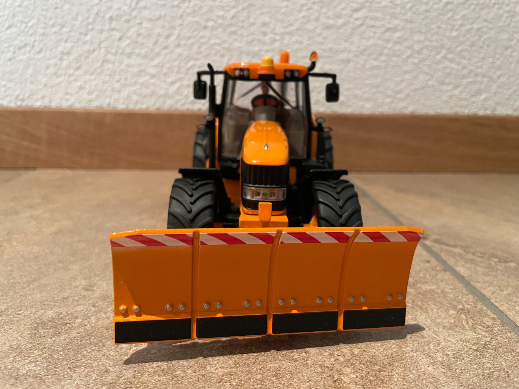 John Deere Trattori: SIKU John Deere Kommunal – Nuovo e nell'imballaggio originale da Kreuzlingen venduto da Stefan1150 1