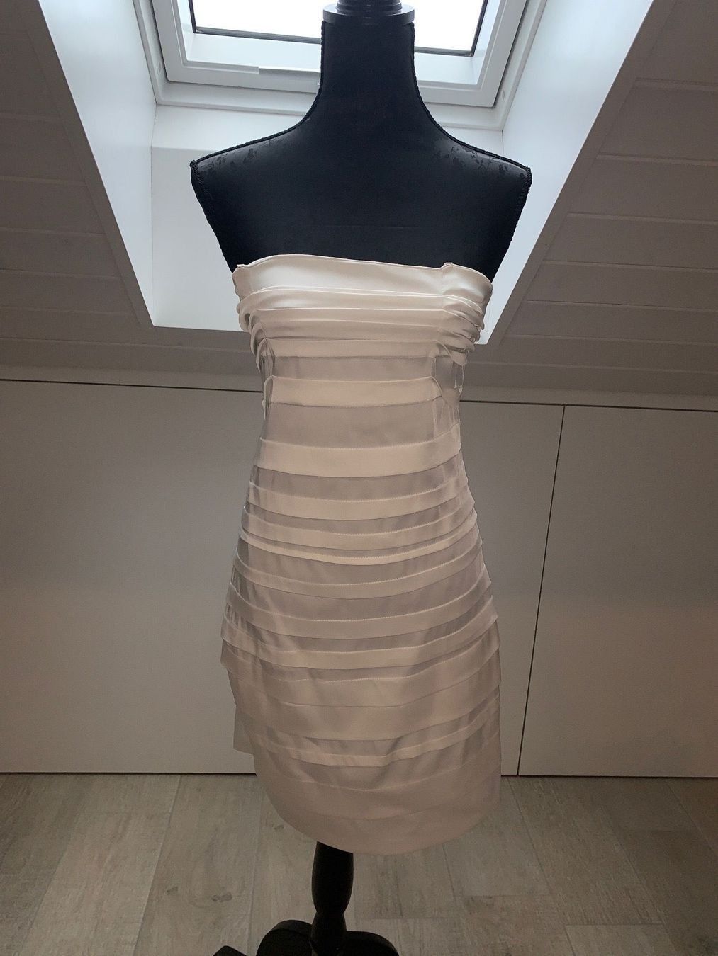 Vestiti: Sommerkleid Gr 34 – Nuovo (secondo la descrizione) da Langnau am Albis venduto da Judithsebi