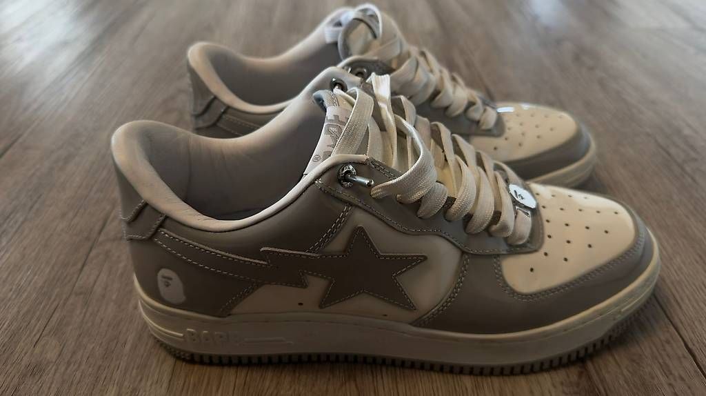 Scarpe da uomo: BAPE STA Sneakers, grau-weiss US10 – Usato da Mollis venduto da sve_swp9 1