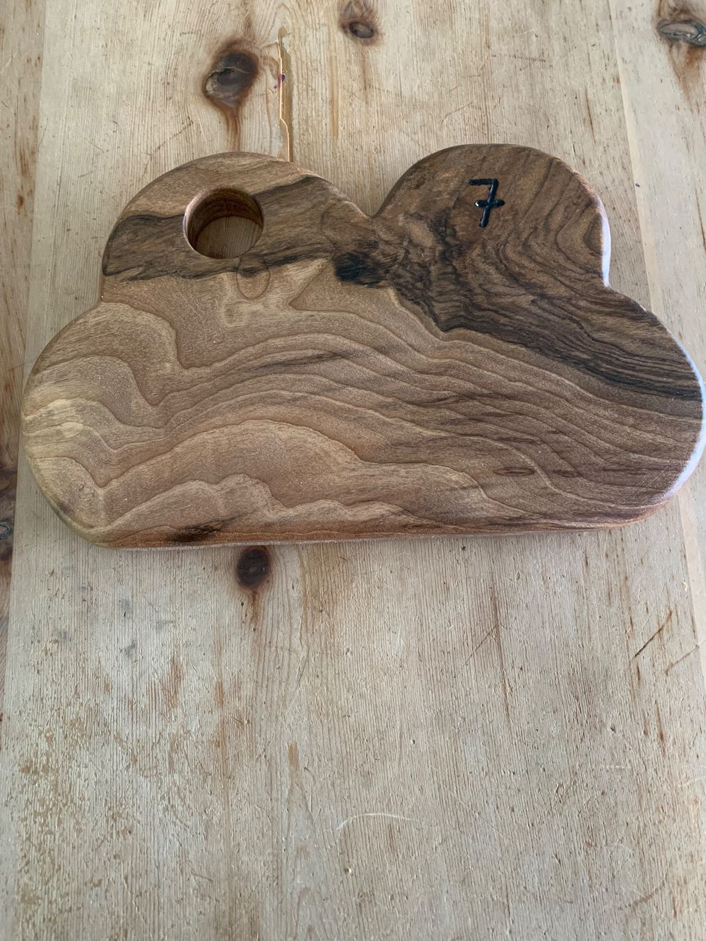Holzartikel: Zvieribrett „Wolke 7“ – Neu und originalverpackt aus Rudolfstetten von medium02