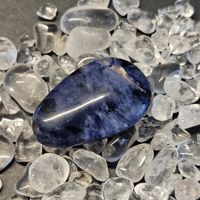 Sodalit Trommelstein / Heilstein (14,5g)