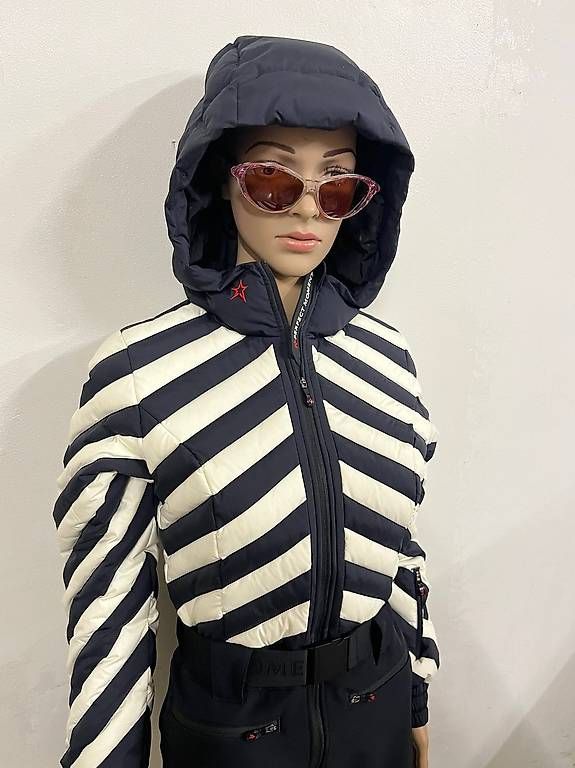 Completi & Tailleur: Combinaison de ski Perfect Moment Bluebird S – Usato da Les Acacias venduto da kim_2dxt 2