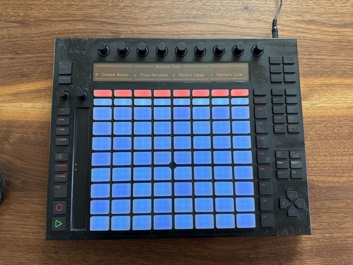 Ableton push1 MIDIコントローラー Amazon | ABLETON Liveコントローラー Push | MIDI