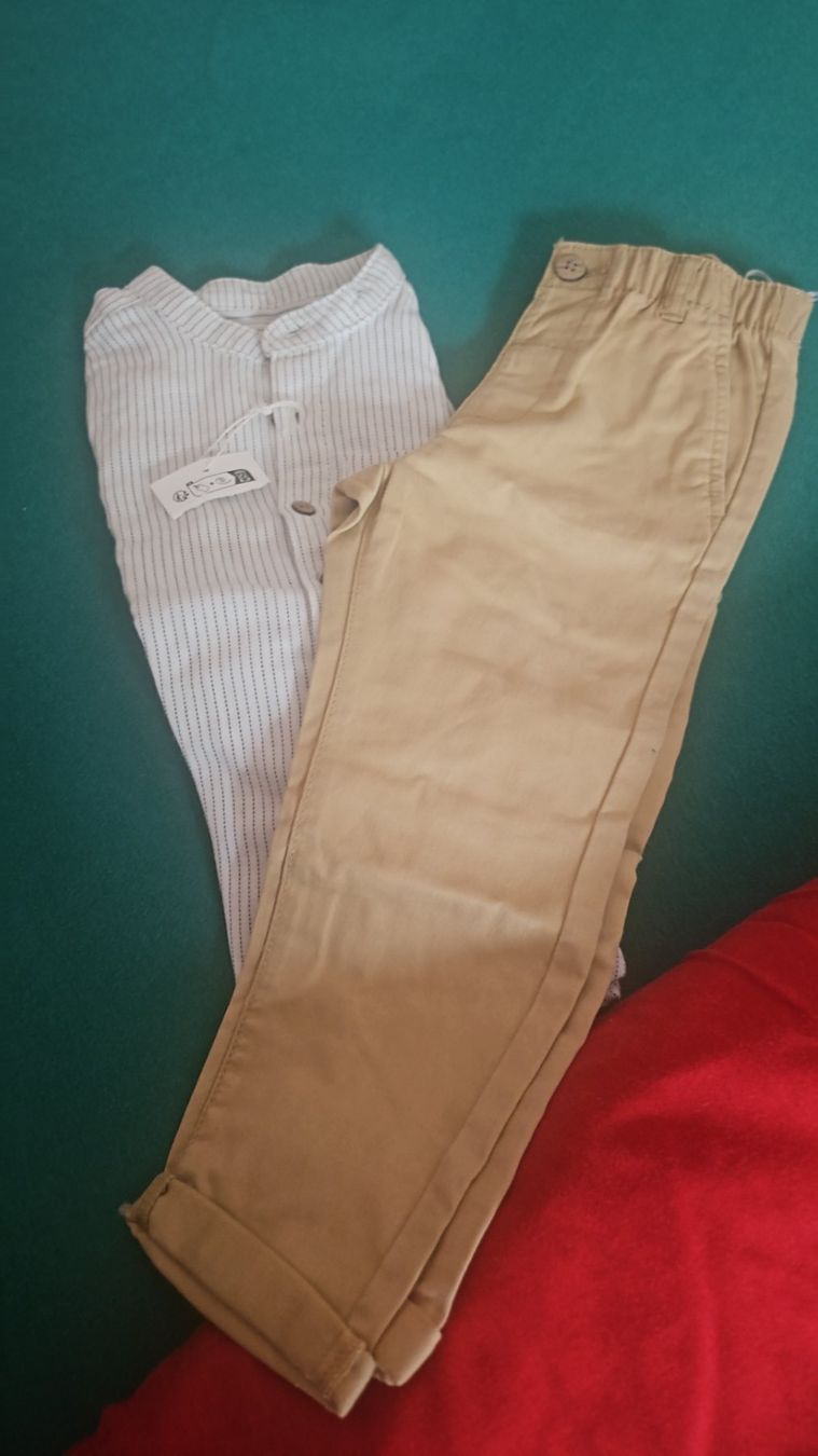 C&A Pantaloni: Hemd und Hose gr 98 – Nuovo e nell'imballaggio originale da Zermatt venduto da ancise