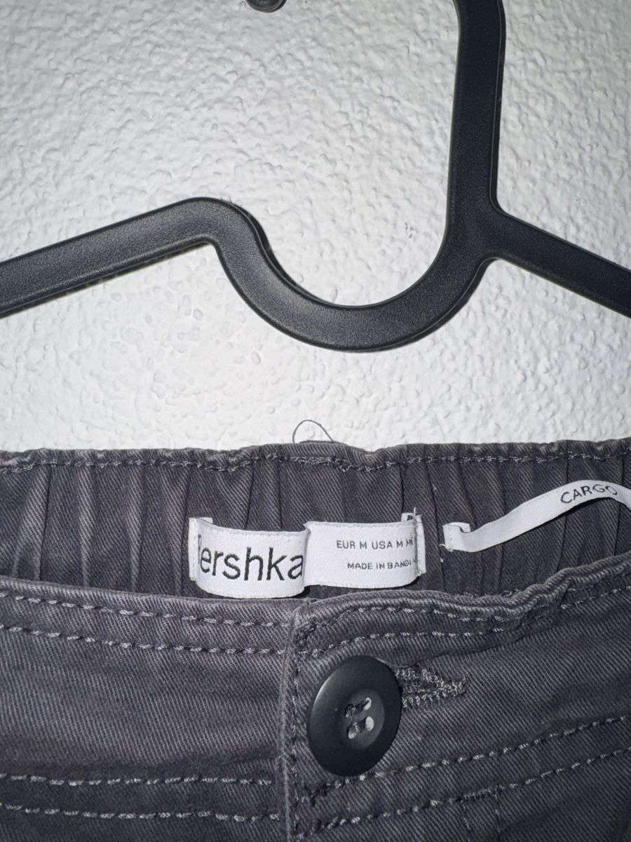Bershka Pantalons: Cargo Shorts – D'occasion à Effretikon par ajl_rwt5 2