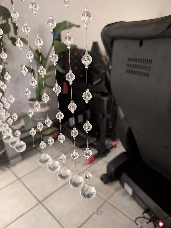 Alle Dekorationen: Rideau de décoration en crystal  – Gebraucht aus Athenaz (Avusy) von che_6dfd 2
