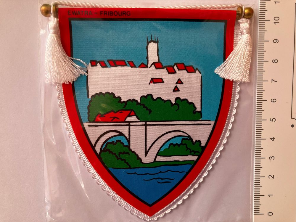ancien petit FANION / WIMPEL PENNANT )) ISTRA PULA