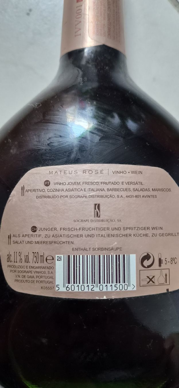 Vins: Rose wine – Neuf avec emballage d'origine à Ebikon par vij_fg72 2