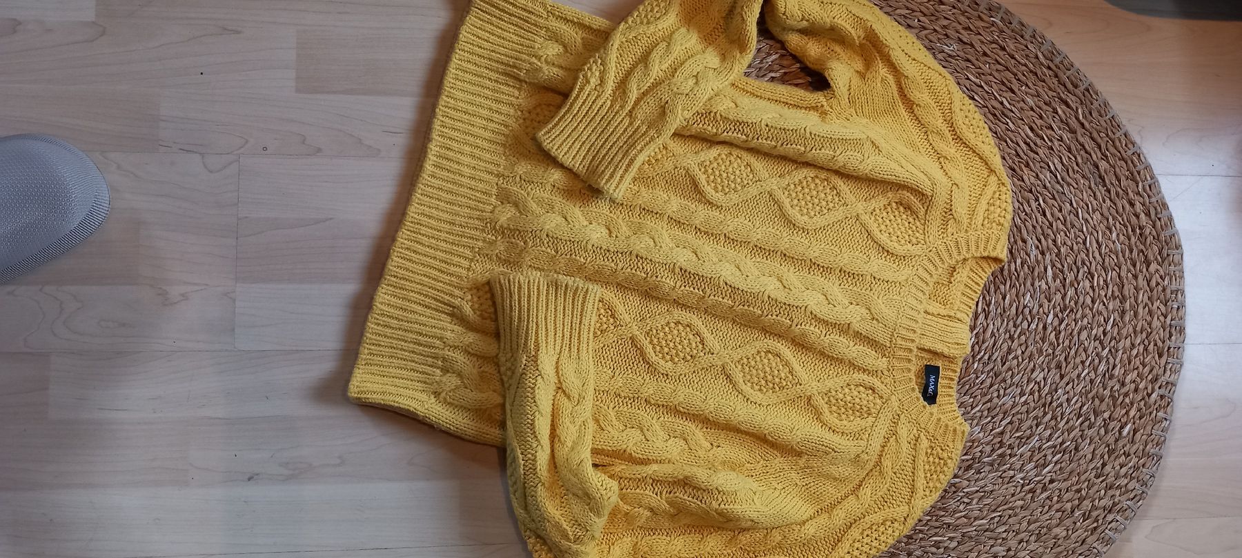 Maglioni & Felpe: Frühlings-Special: Zopfmuster Pullover in Gelb, Grösse L – Nuovo (secondo la descrizione) da Rebstein venduto da bestforyou