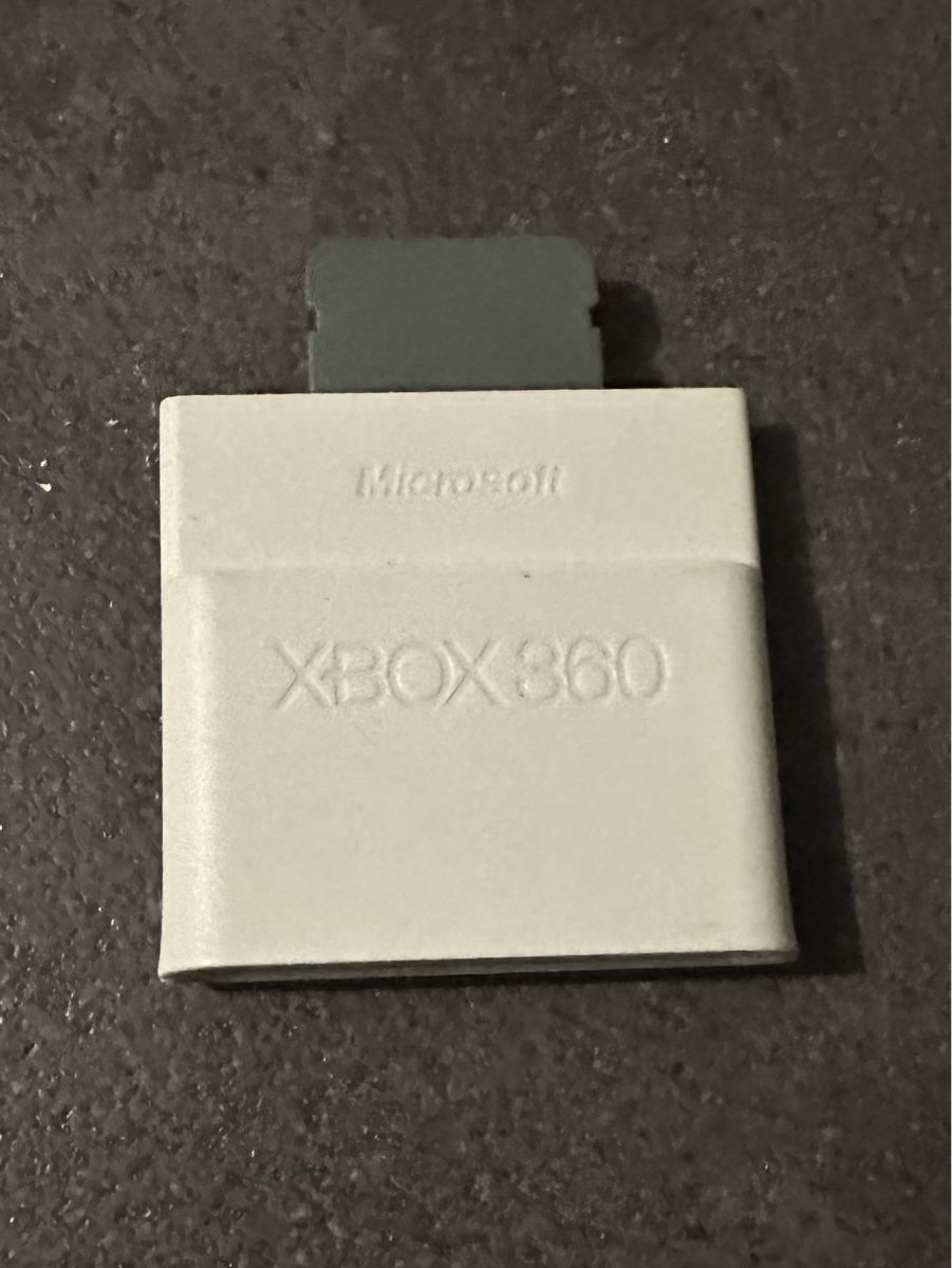Memory unit & Memory card: Xbox 360 Memory Unit Speicherkarte 256 MB – Usato da Kestenholz venduto da Mad18