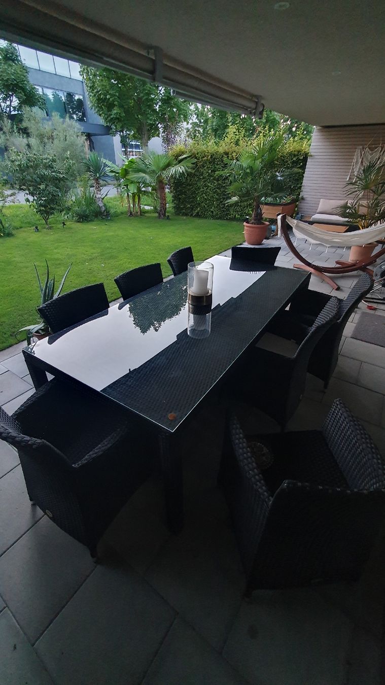 Tischset: Gartentisch mit Glasplatte 8 Stühlen aus Rattan – Gebraucht aus Steinach von dos_1991 2