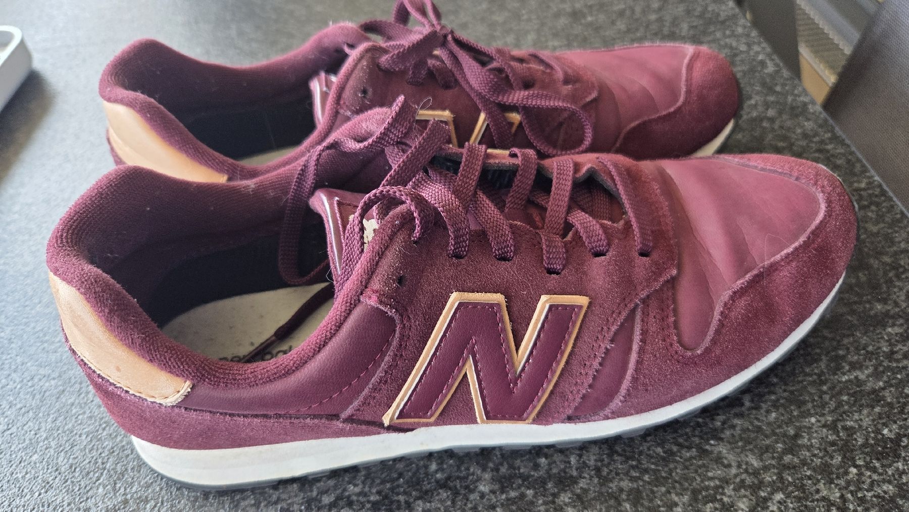 Herrenschuhe: New Balance 373 sneakers  – Gebraucht aus Le Pâquier-Montbarry von Gruyere77 1