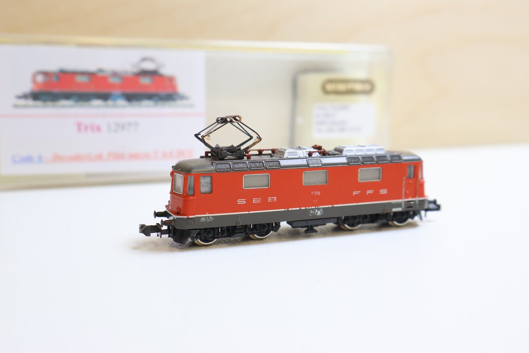 Trix Modellini di ferrovie: Minitrix SBB Re 4/4 E-Lok - ESU V4 Digital Spur N – Usato da Winterthur venduto da Monstera 4