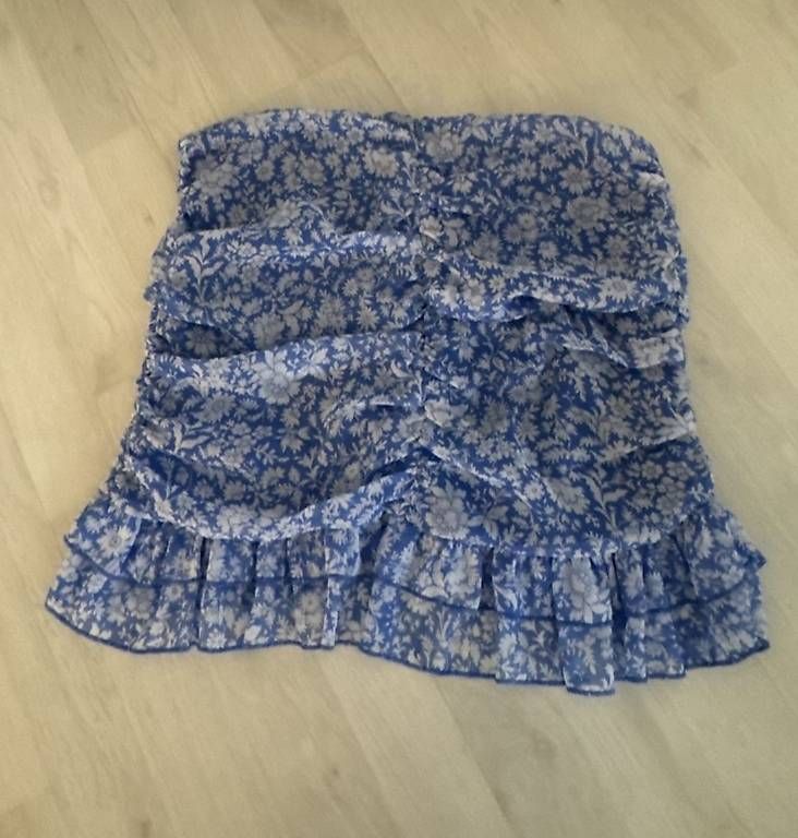 Zara Gonne: Zara Sommerrock, Grösse S, Blumenmuster – Usato da Brüttisellen venduto da Ariana-24 1