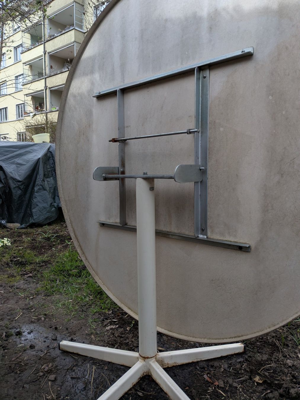 Tische: Gartentisch – Gebraucht aus Bern von dav_w85d 2