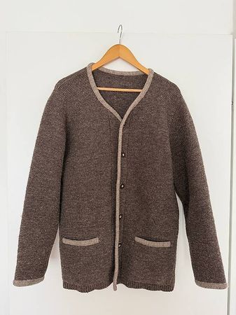 Schöne Herren-Strickjacke 