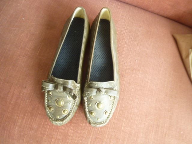 Scarpe da donna: Mokassin braun Gr. 41 NEU – Nuovo (secondo la descrizione) da Hinwil venduto da Glasperlen