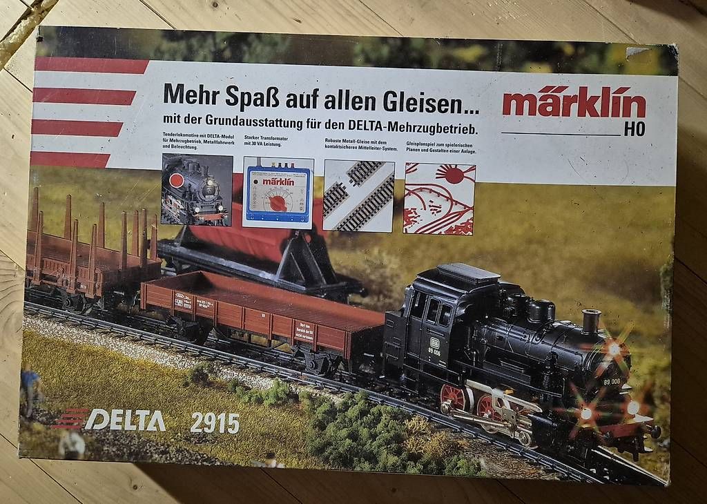 Modelleisenbahnen: Märklin Set 2915 inkl. diverse Extraschienen und Weichen – Gebraucht aus Wallenwil von Britishbulldog