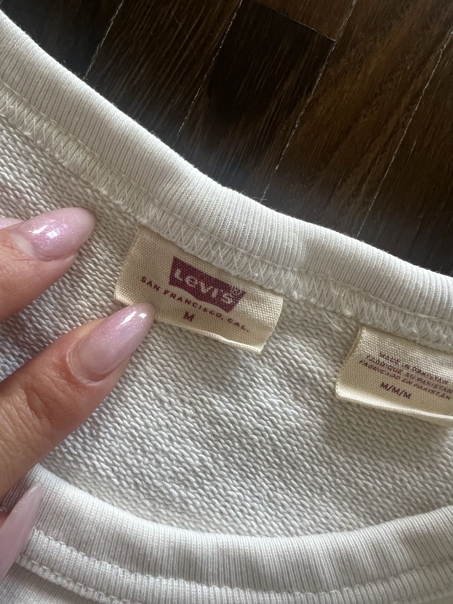 Levi's Pulls & Sweat-shirts: Levis Pullover – D'occasion à Baar par Lila2006 2