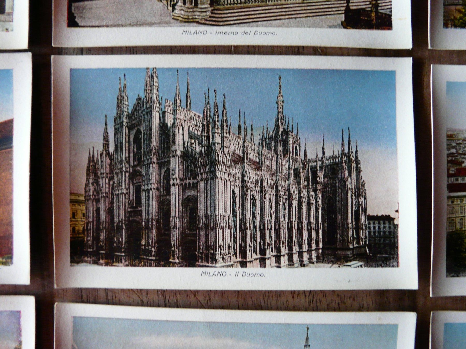 Cartoline postali: Ansichtskarten Milano ca. 1950; Set 20 St. farbig – Nuovo (secondo la descrizione) da Grossaffoltern venduto da Prinzessin57 1