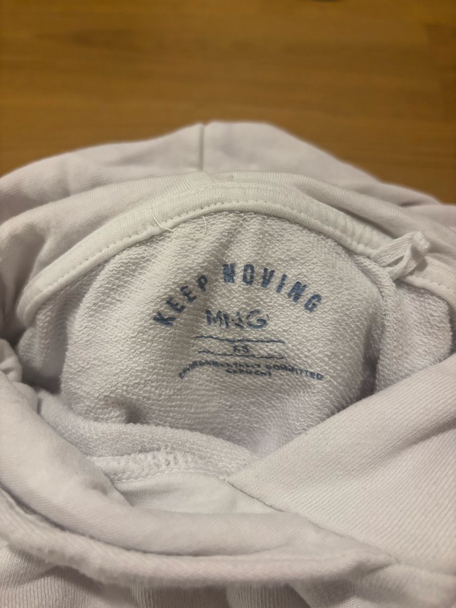 Mango Maglioni & Felpe: MANGO cropped hoodie – Usato da Lavigny venduto da bea_26wd 4