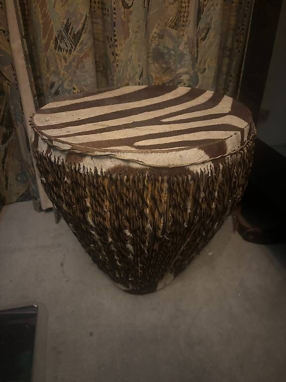 Musikinstrumente: Vintage Hand Trommel aus Zebrahaut – Gebraucht aus Zürich von samg00dy