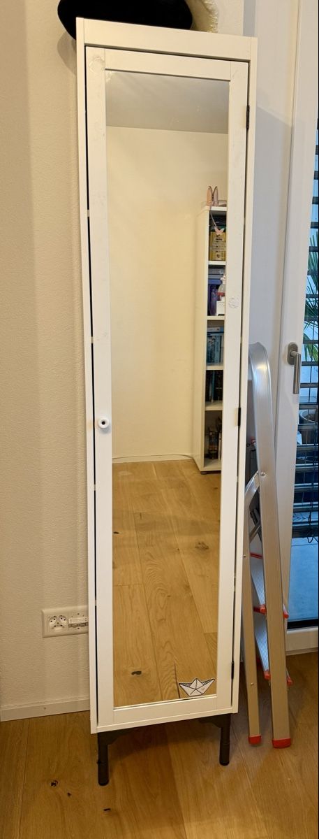 Armadi: Badschrank – Usato da Sirnach venduto da cel_v855