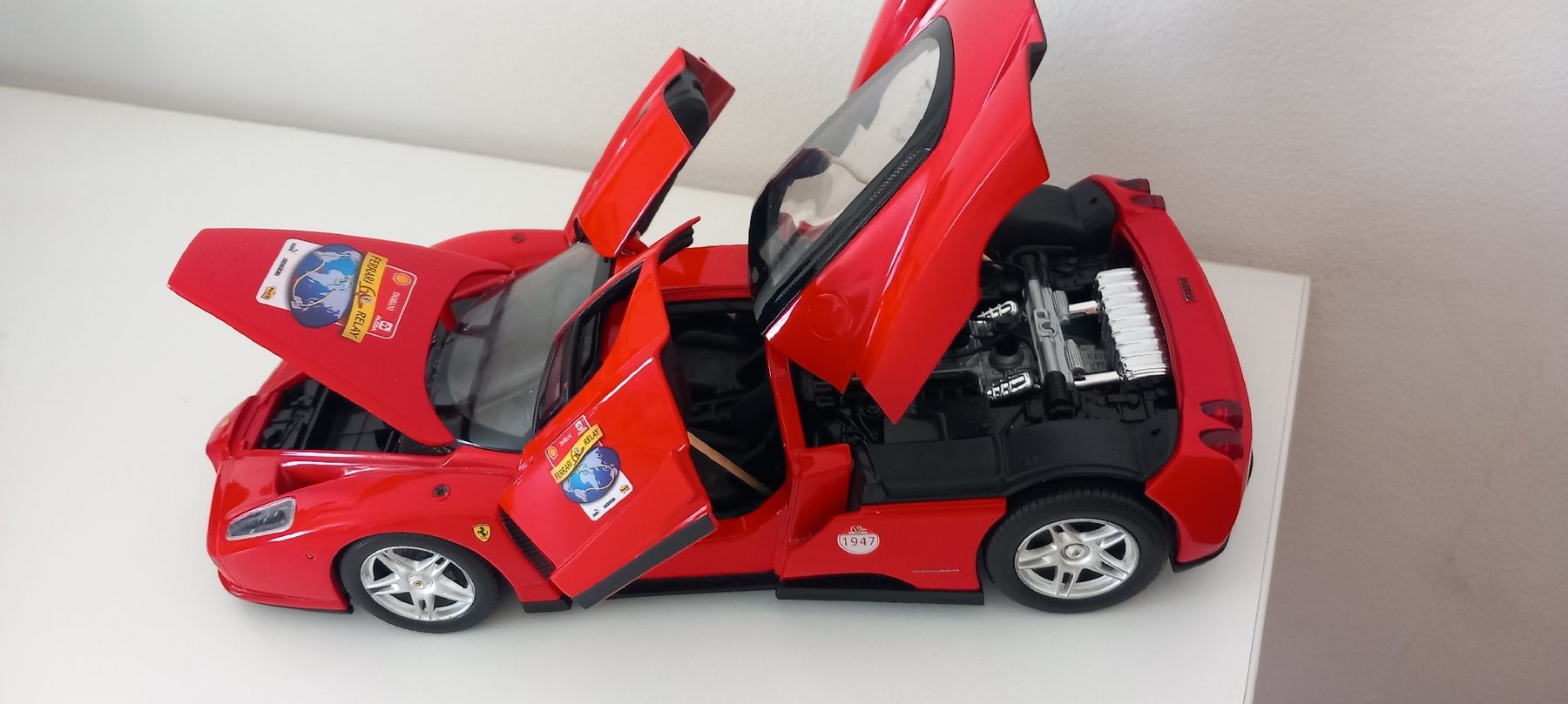 Ferrari Modellini d'auto: ENZO RERRARI 1/18 – Usato da Balsthal venduto da Marica75 3