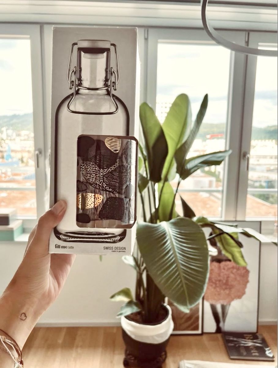 Autres vaisselles & verres: FILL ME BOTTLE – Neuf avec emballage d'origine à Dietikon par tsela77