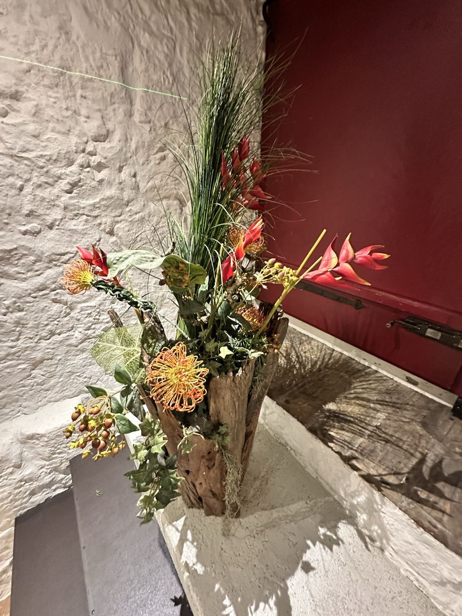 Plantes & graines: Kunstblumen Arrangements – D'occasion à Eschenbach SG par Rogera2 2