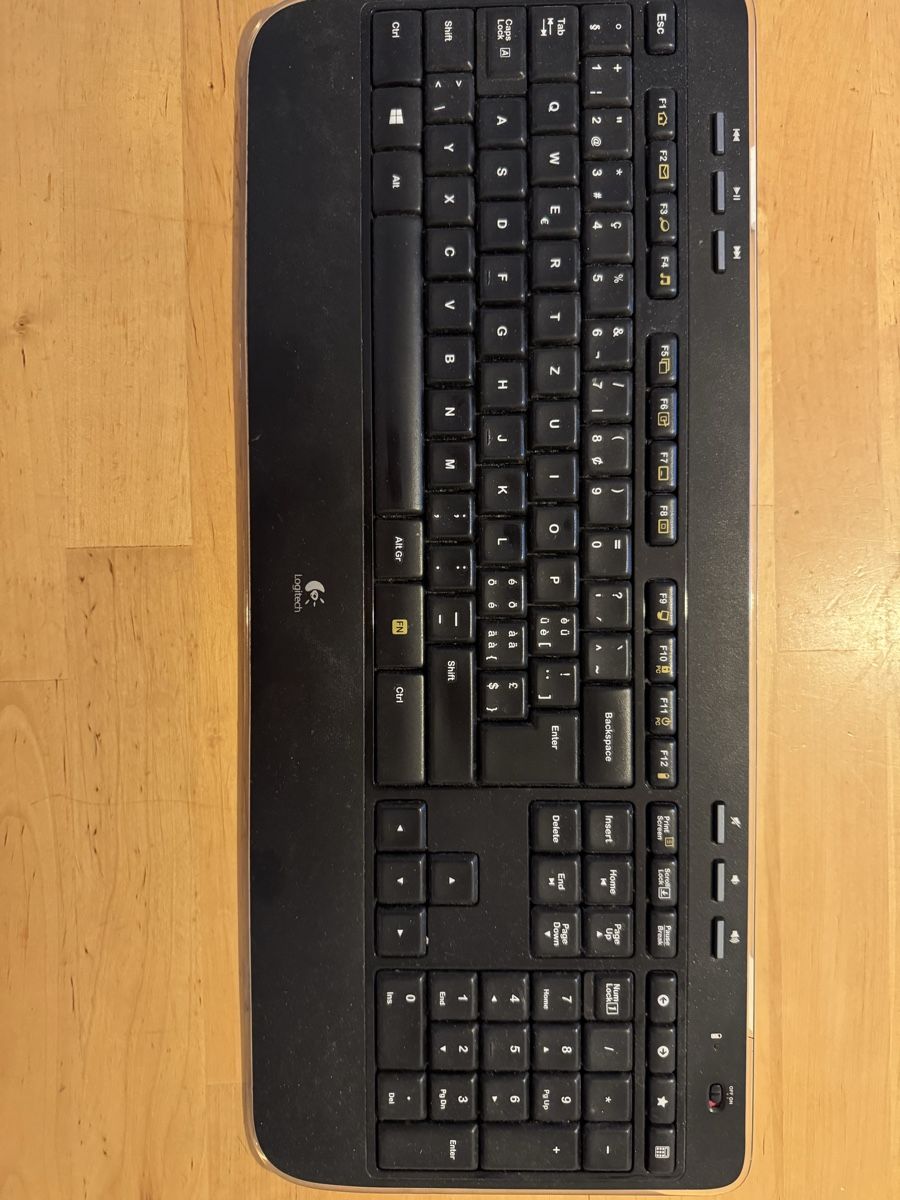Logitech Tastiere: Logitech K200 Tastatur gebraucht – Usato da Zürich venduto da sofiaalpac
