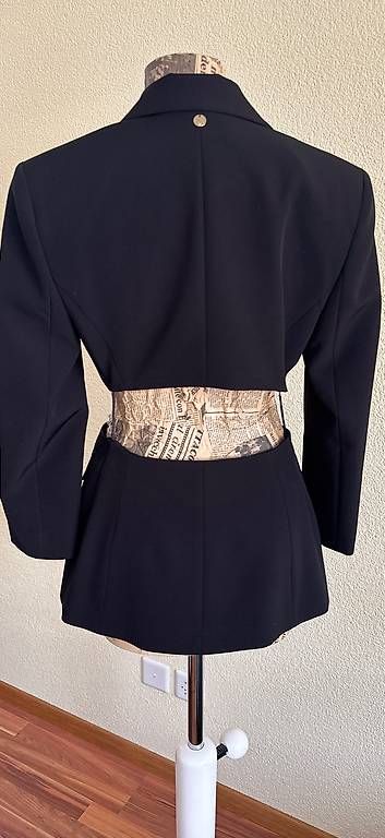 Liu Jo Jacken: Blazer Liu Jo – Gebraucht aus Rotkreuz von Mini_mela33 3