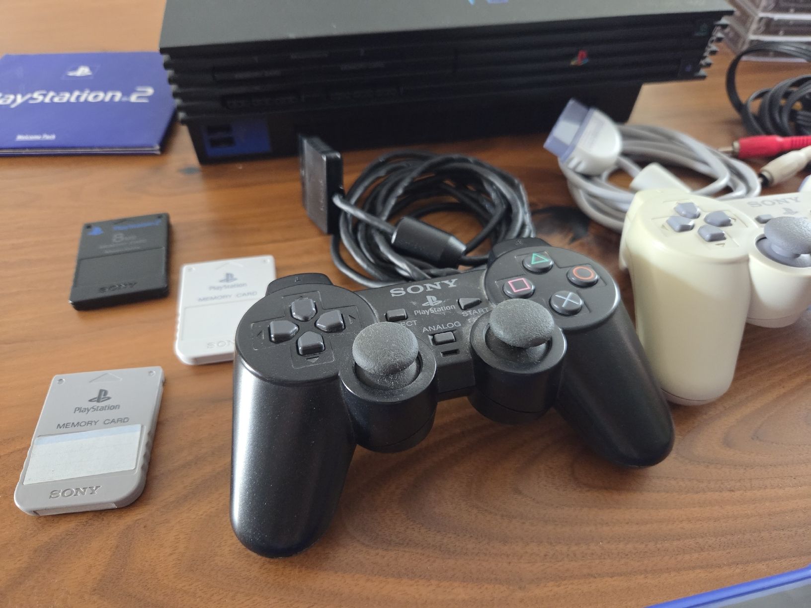 Sony Console: Playstation 2 mit PS2/PS1 Games & Zubehör – Usato da Arbon venduto da pa_trick 7