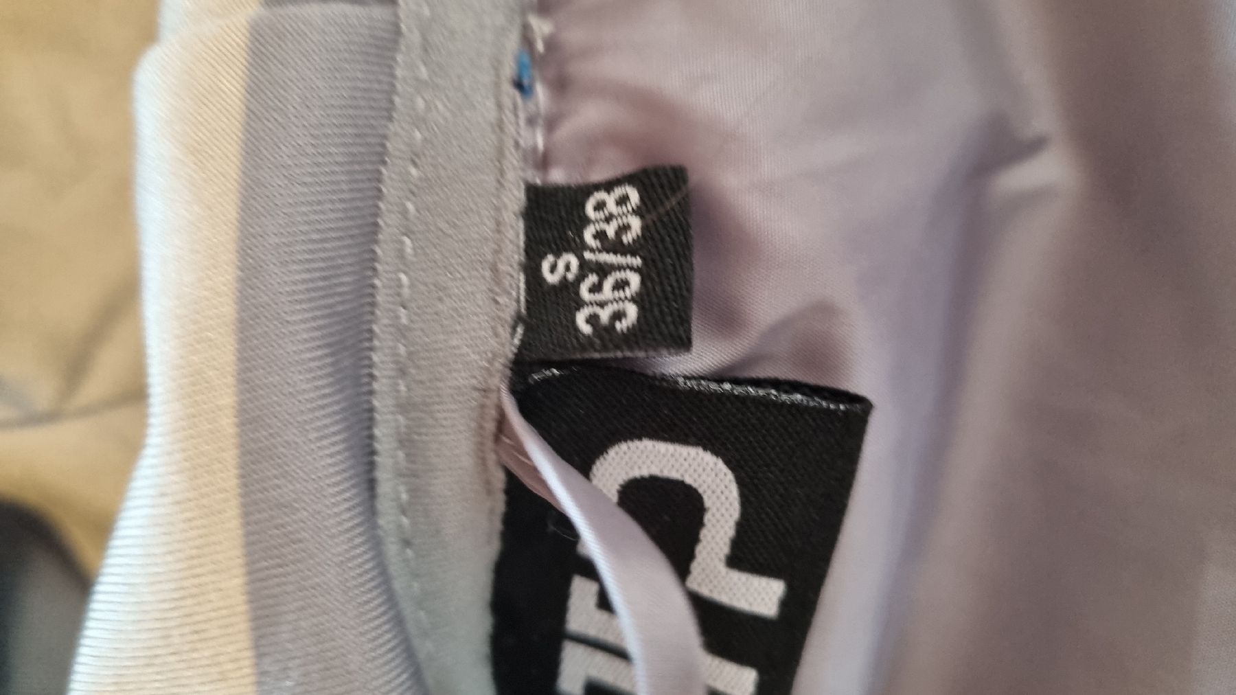 Gilet & Giacche senza maniche: Damen Weste Gr. 36/38 reflektierend – Nuovo (secondo la descrizione) da Ettiswil venduto da 68othmar 1