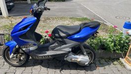 Yamaha Aerox 100 blau ab Platz ohne Fahrzeugausweis