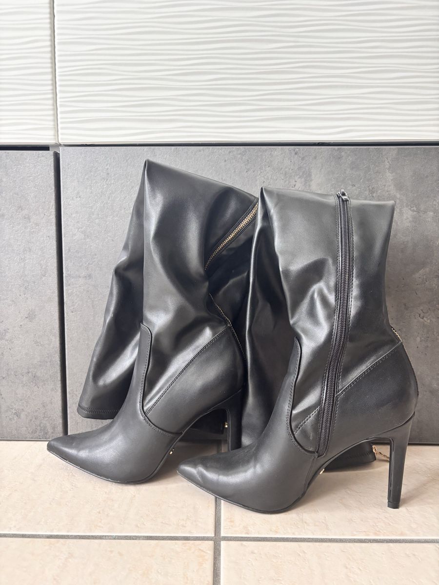 Buffalo Damenschuhe: Bottes Cuissarde à talons Buffalo. Comme neuf  – Neu (gemäss Beschreibung) aus La Chaux-de-Fonds von mel_7chs 1
