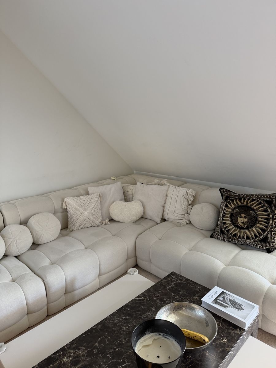 Sofas: Ecksofa modisch & bequem – D'occasion à Gockhausen par Lauvja