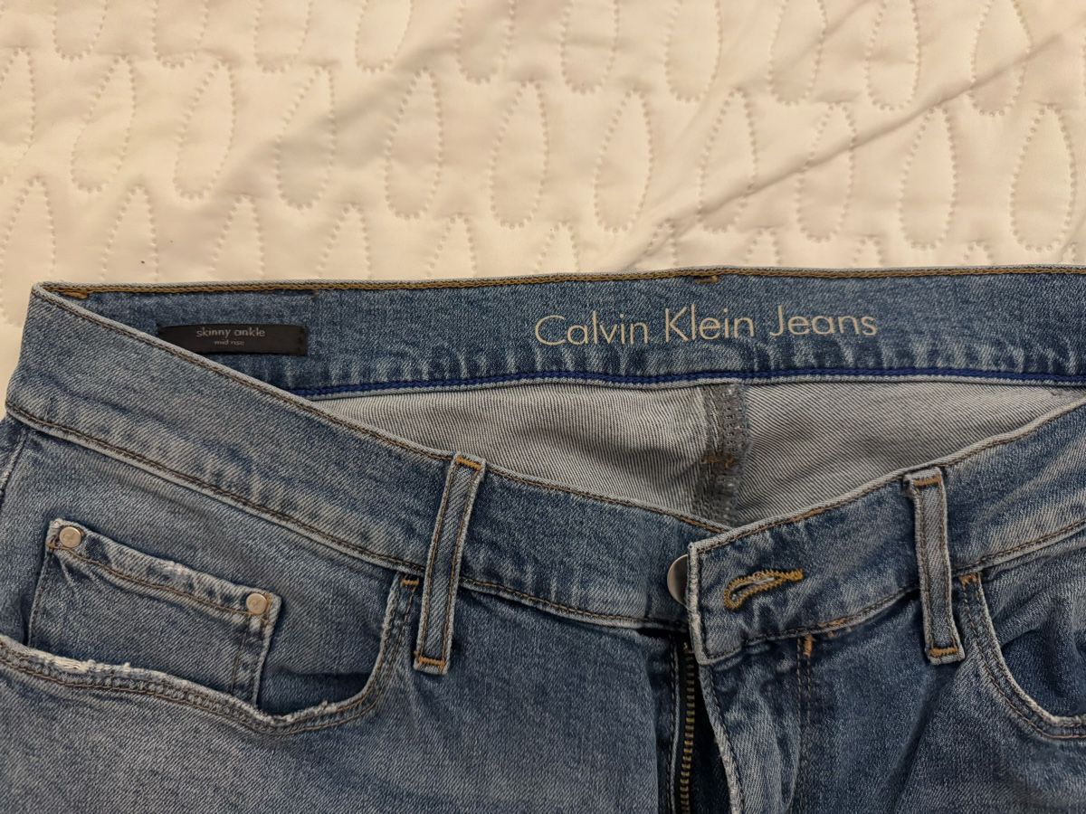 Calvin Klein Jeans: Calvin Klein Jeans W32 L32 – Nuovo (secondo la descrizione) da zufikon venduto da Jacky.N 1