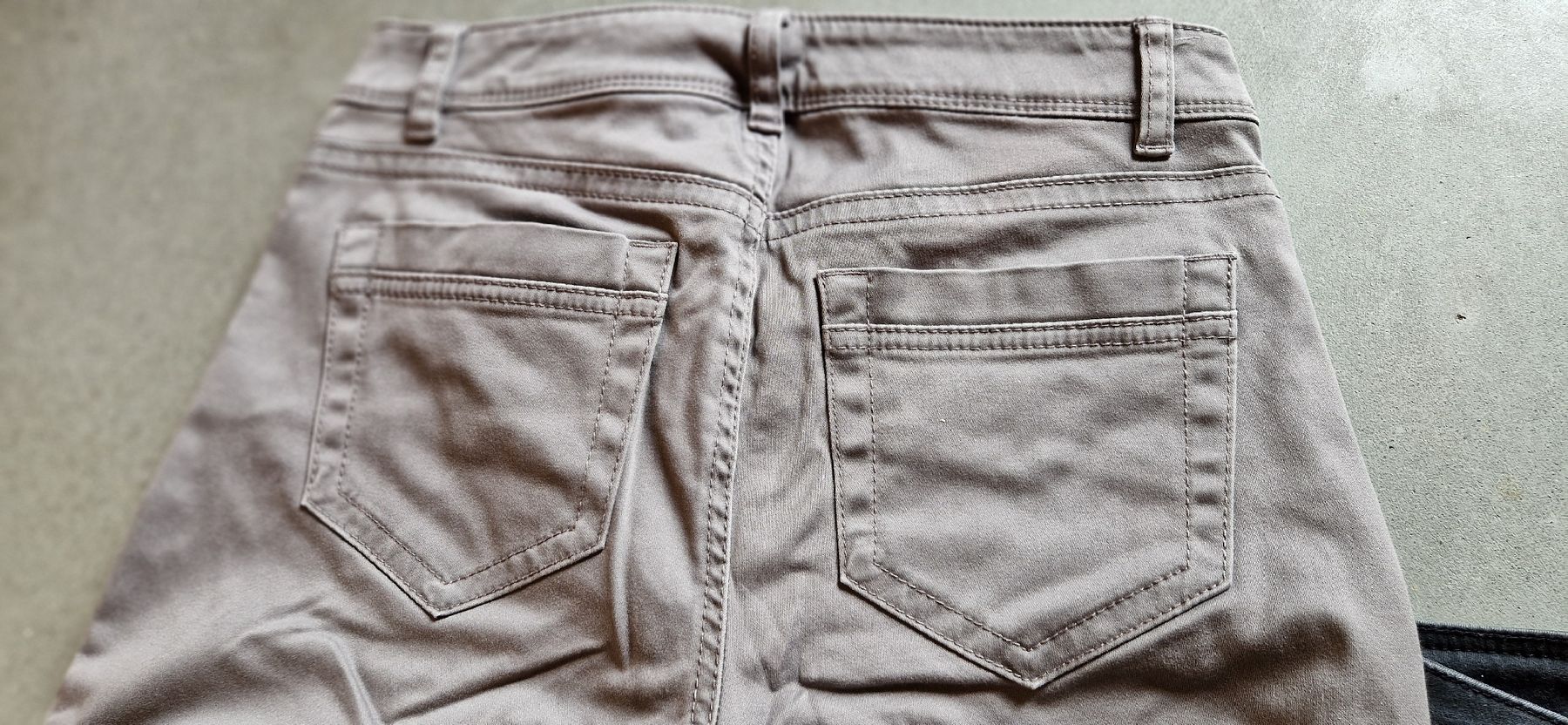 Esprit Pantaloni: Jeans-Set: Esprit & Street One, Gr. 34 – Usato da Gasel venduto da sale65 8