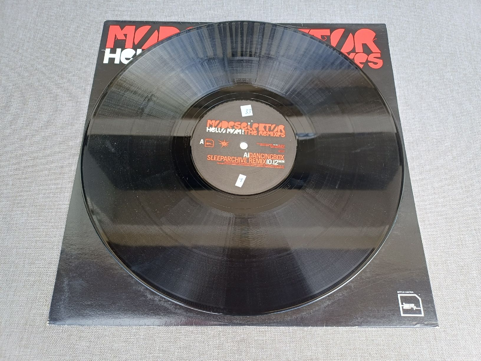 Dischi in vinile: Modeselektor "Hello Mom ! The remixes" 12" – Usato da Begnins venduto da Drastic-Sound 3
