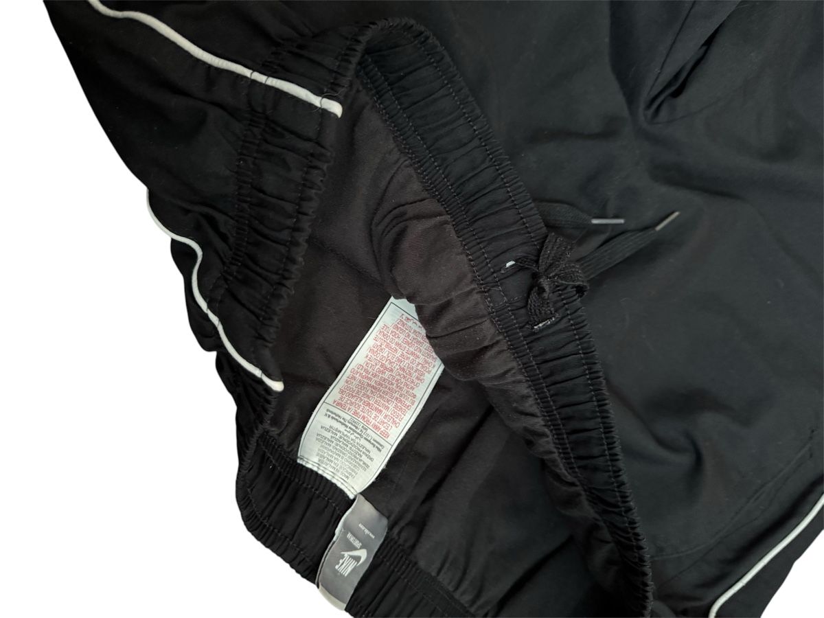 Nike Pantaloni: Original Nike Vintage Trackpants Gr. XL – Usato da Homburg venduto da swiss_vintage 4