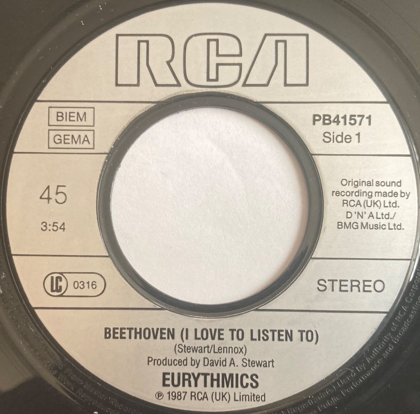 Dischi in vinile: EURYTHMICS - BEETHOVEN – Usato da Poliez-Pittet venduto da Newtown-Records 2