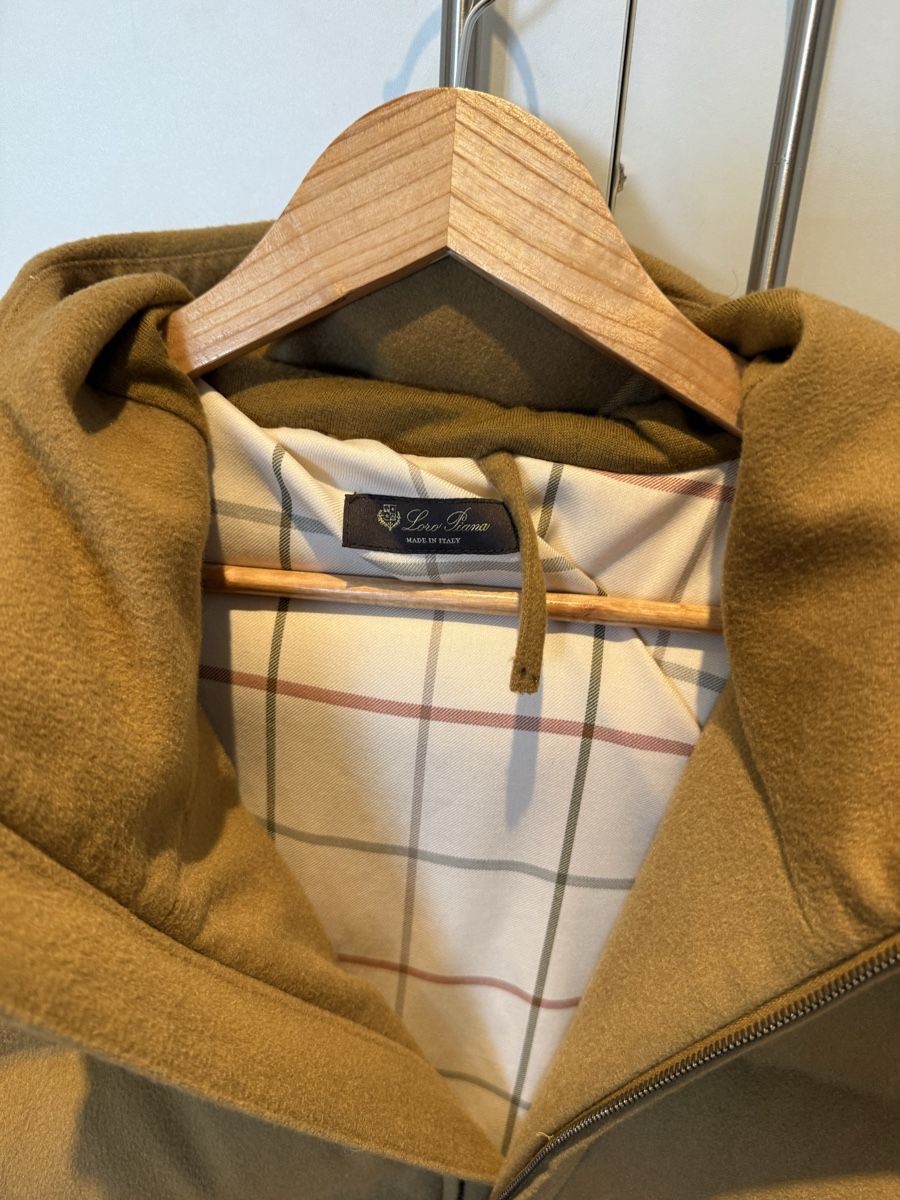 Loro Piana Cappotti: Loro Piana Cashmere Down Jacket C.O.L.D Ochre – Nuovo (secondo la descrizione) da Genève venduto da SG_73 1