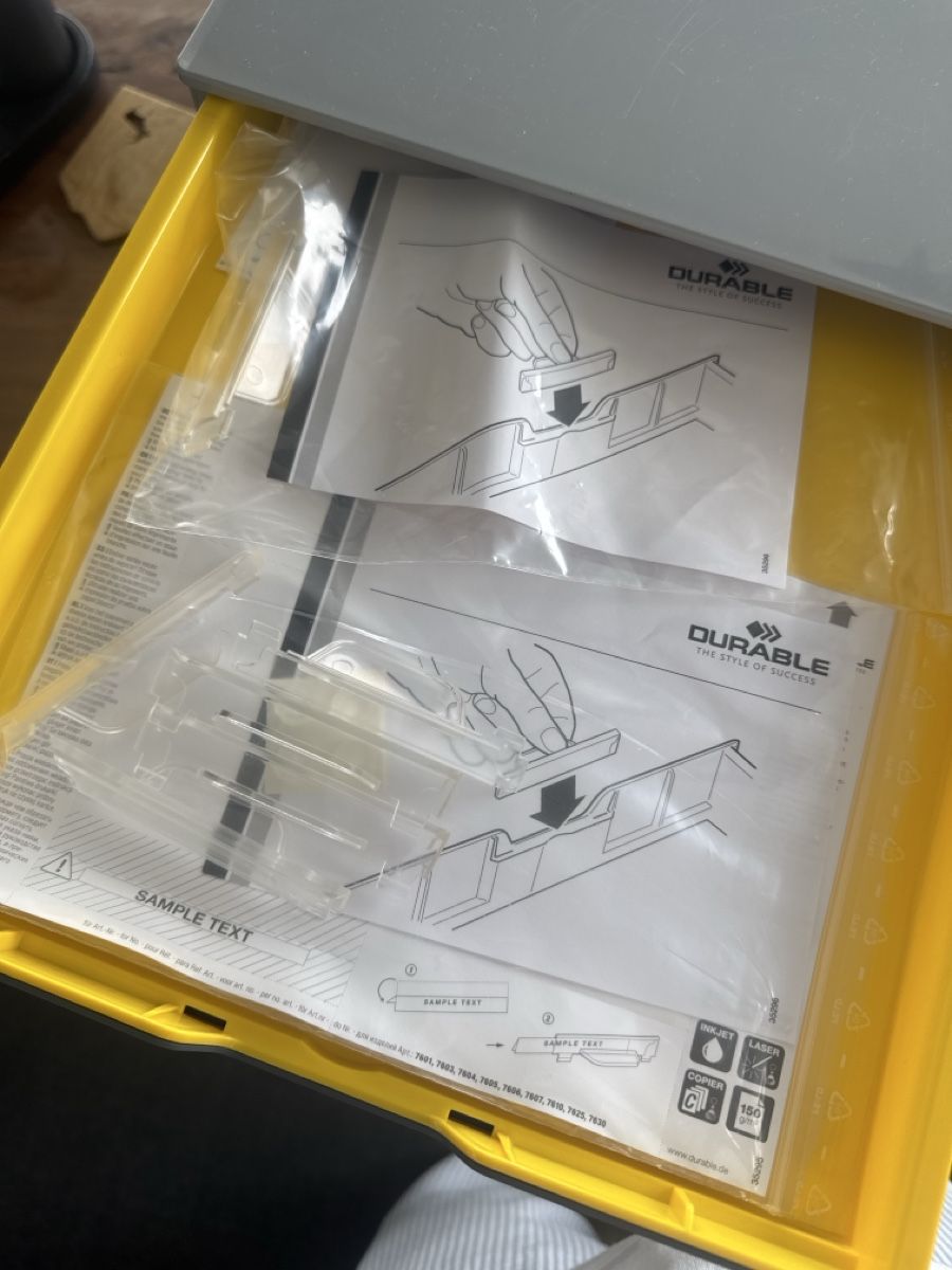Regale: Durable Dokumentenablage – Gebraucht aus Meilen von vic_9wmf 2