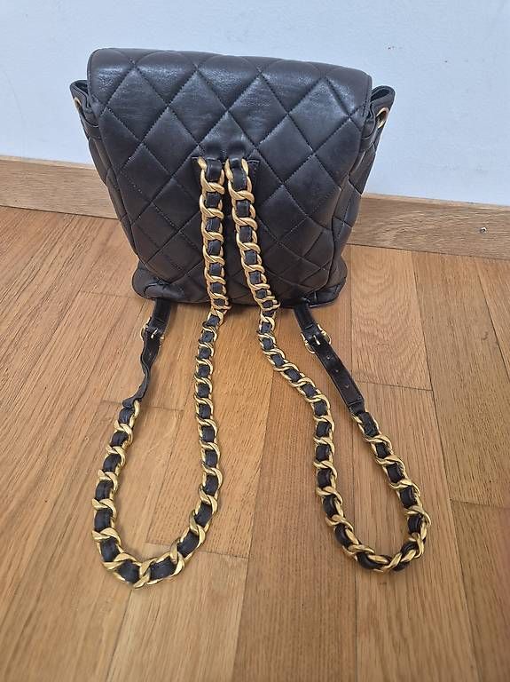 Sacs femmes: Chanel Vintage Duma Backbag – D'occasion à Zürich par val_wbt7 1
