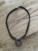 Pierre Lang Halsband