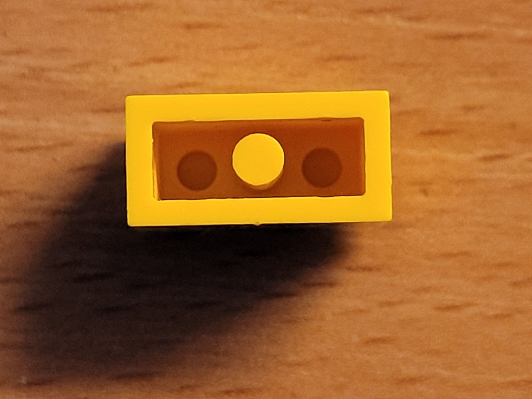 Lego Kit di costruzioni: Lego - 1x brique jaune à 2 tenons avec image "yeux" – Usato da Payerne venduto da tintin08 3