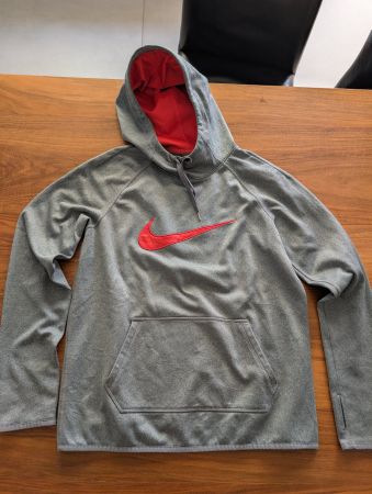 Hübscher Kapuzenpullover Nike Gr. S Damen