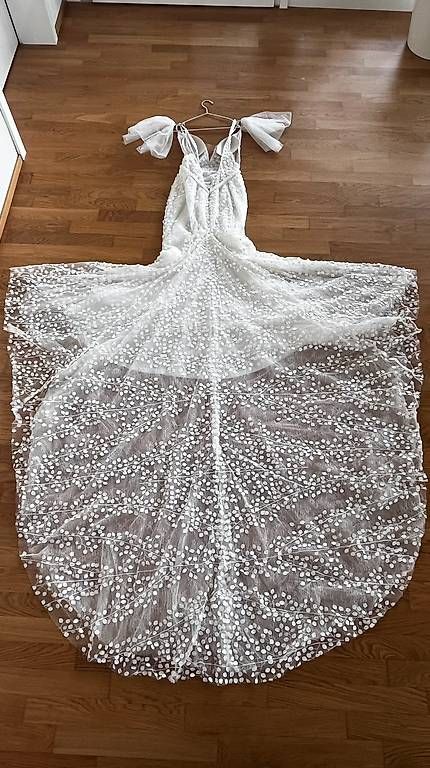 Vestiti: Hochzeitskleid Made With Love Gr. 36 – Usato da Liestal venduto da Schatzsucher90 1