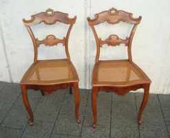 2 antike Stühle mit Geflecht, Kirschbaum-Buche
